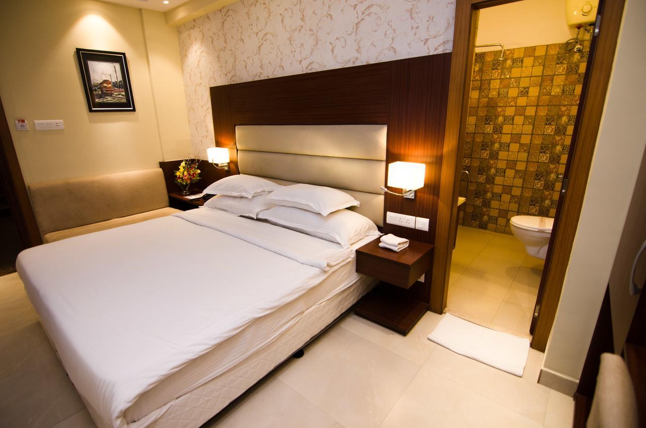 Aura Hotel Kalküta Dış mekan fotoğraf