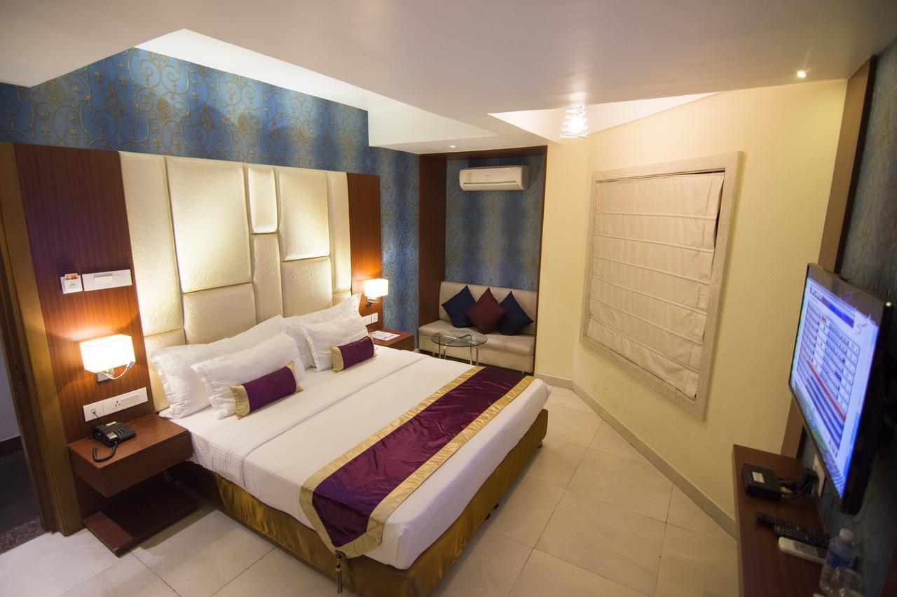 Aura Hotel Kalküta Dış mekan fotoğraf